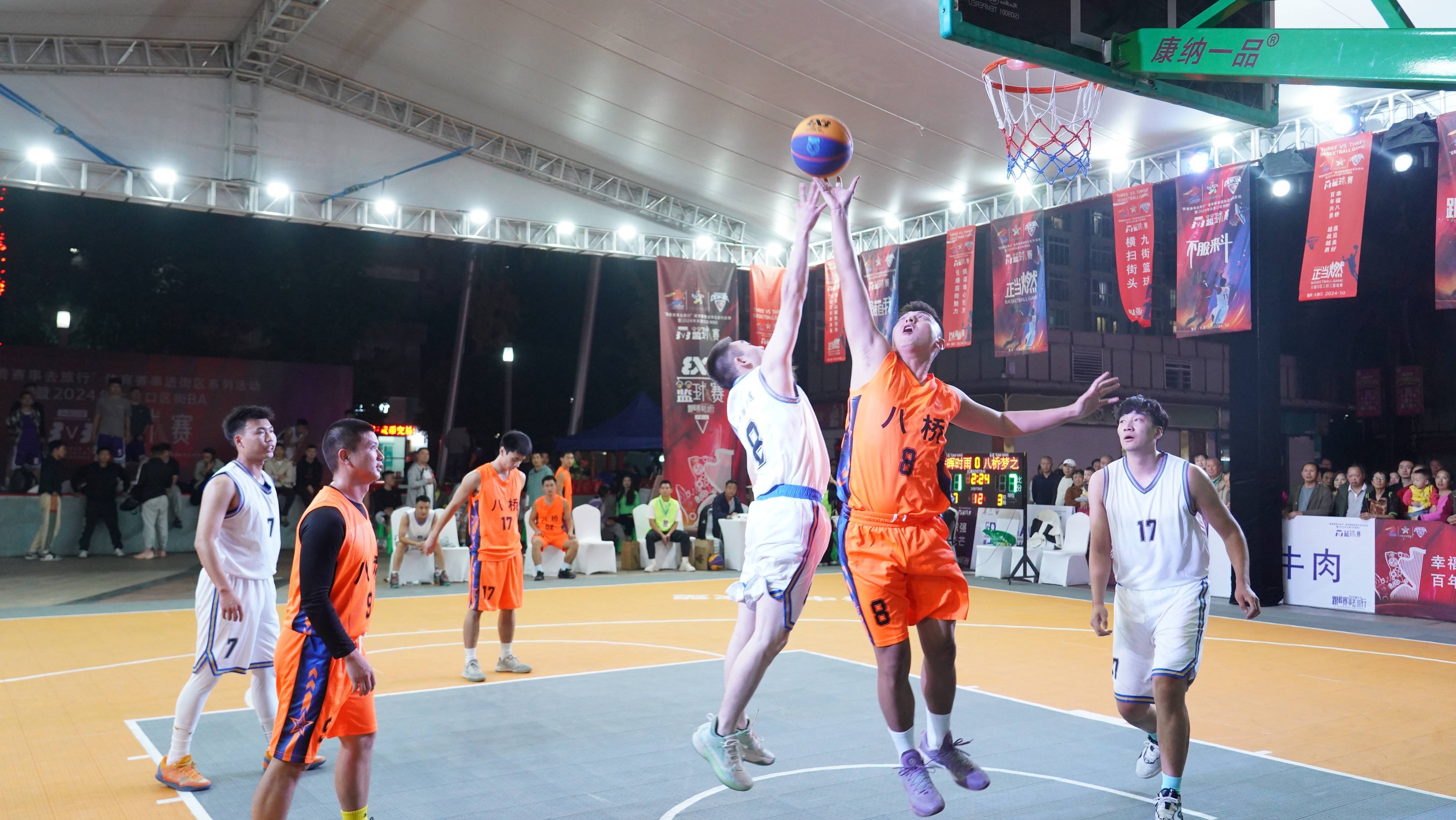 篮球职业赛事中一支队伍状态出色 篮球职业赛事中一支队伍状态出色