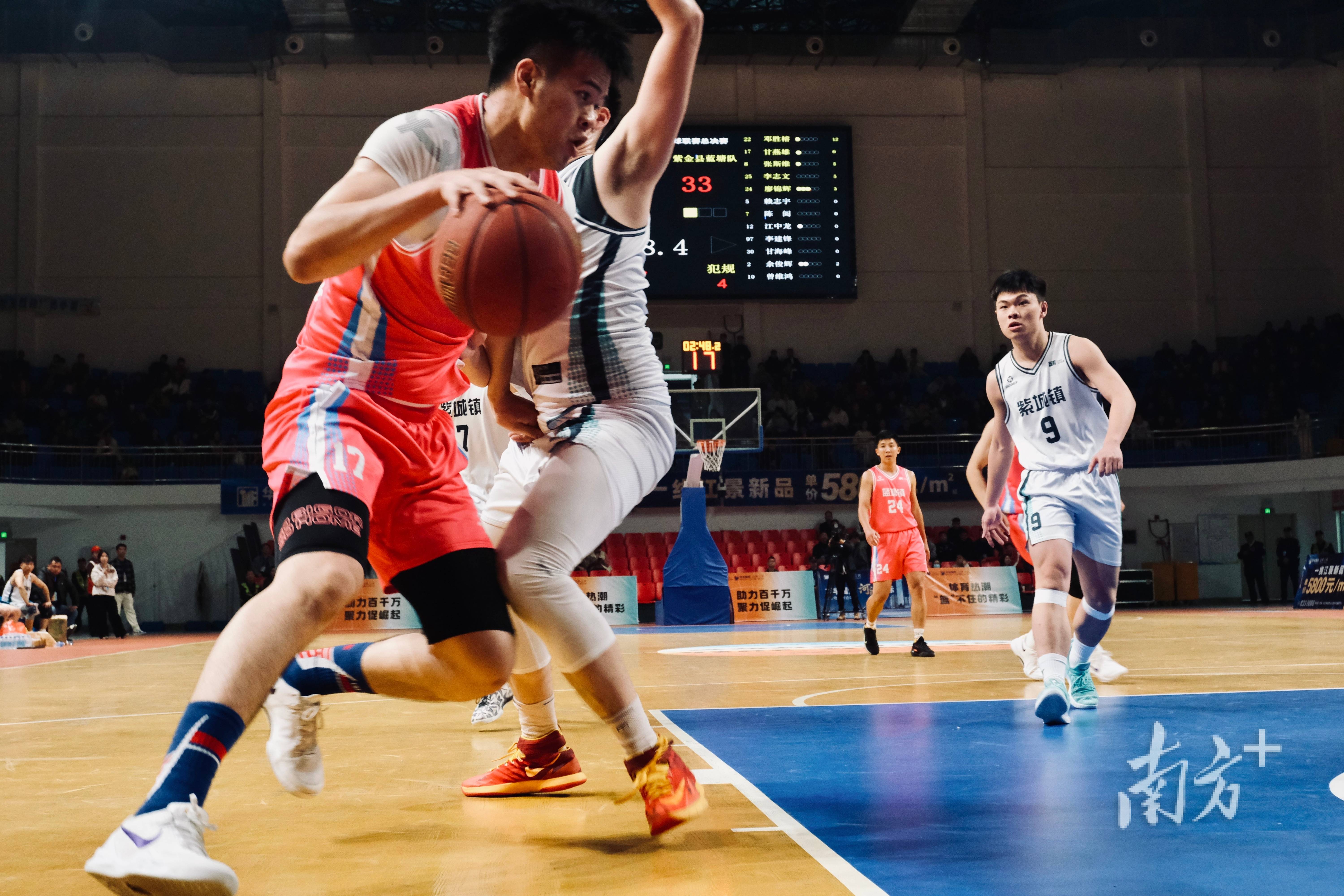 篮球联赛夺冠争夺:球队等待胜利的呼唤 篮球联赛夺冠争夺:球队等待胜利的呼唤