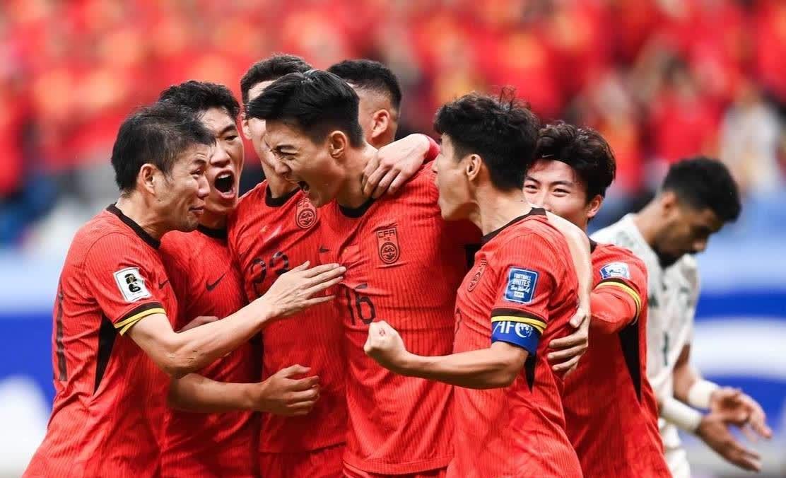 国内足球联赛升温,各队实力对决 国内足球联赛升温,各队实力对决