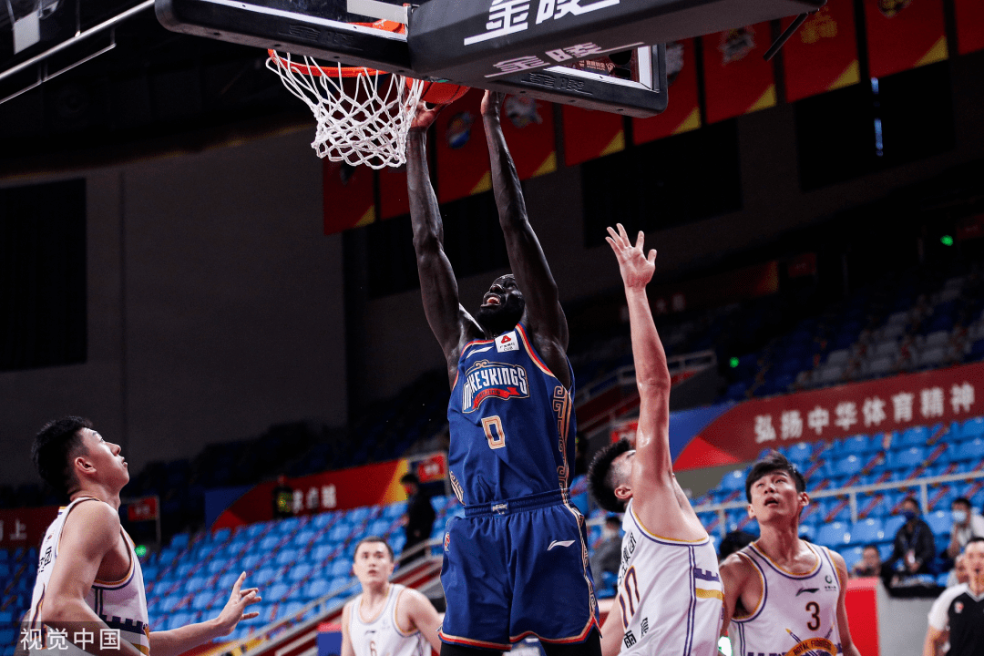 河南男篮豪取两连胜,势不可挡 河南男篮豪取两连胜,势不可挡