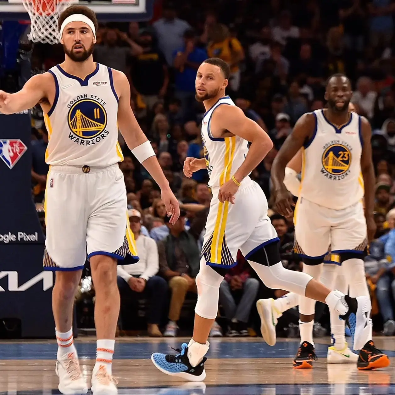 河南男篮豪取两连胜,势不可挡 河南男篮豪取两连胜,势不可挡