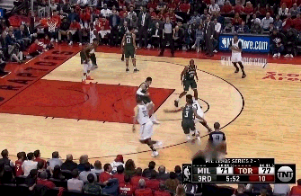 猛龙擒雄鹿,游艇全场砍下24分 猛龙擒雄鹿,游艇全场砍下24分