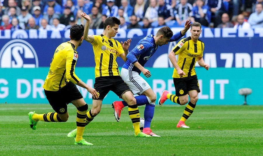 关于沙尔克04中场多次助攻,表现全面的信息 关于沙尔克04中场多次助攻,表现全面的信息