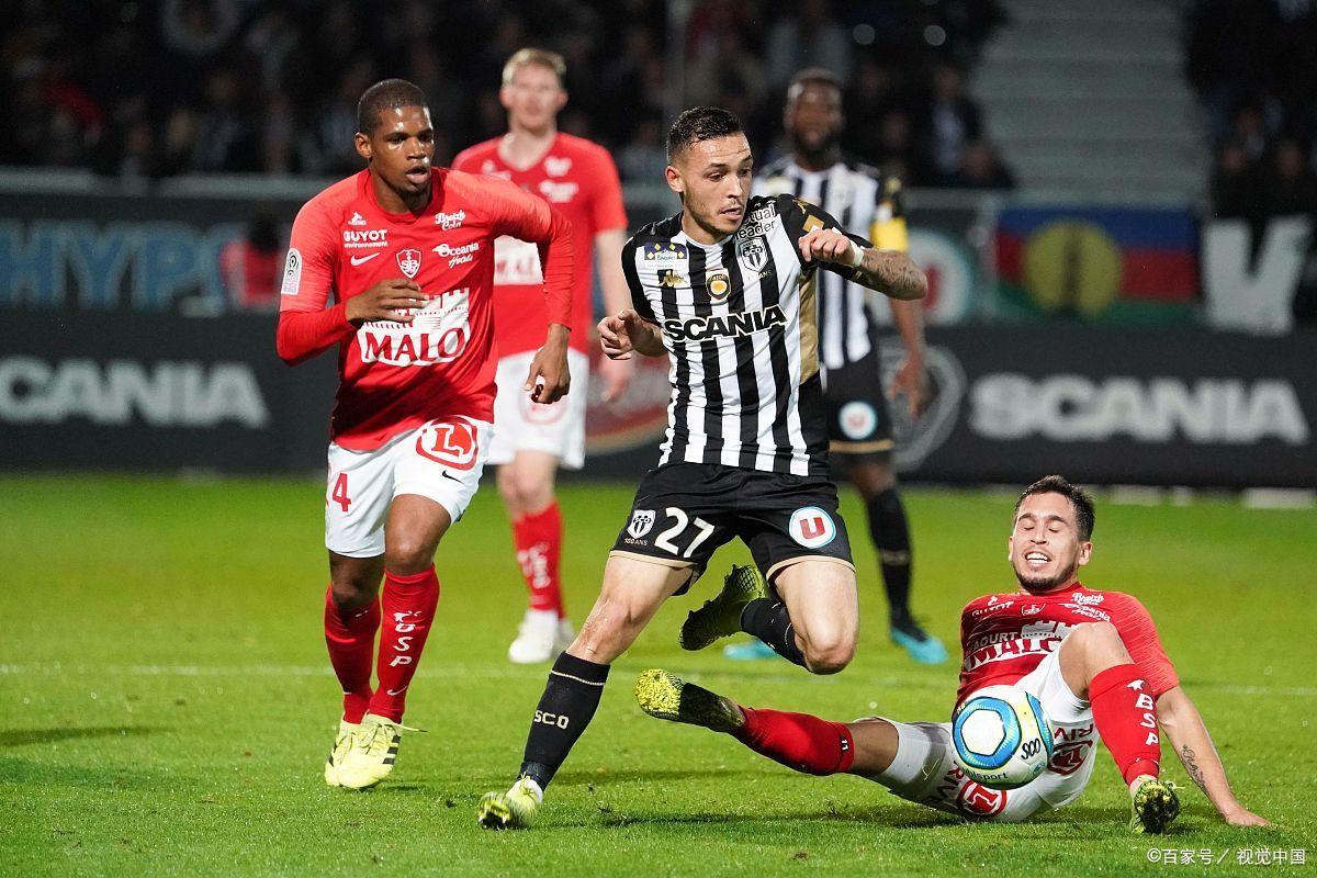 昂热队在比赛中展现出出色防守