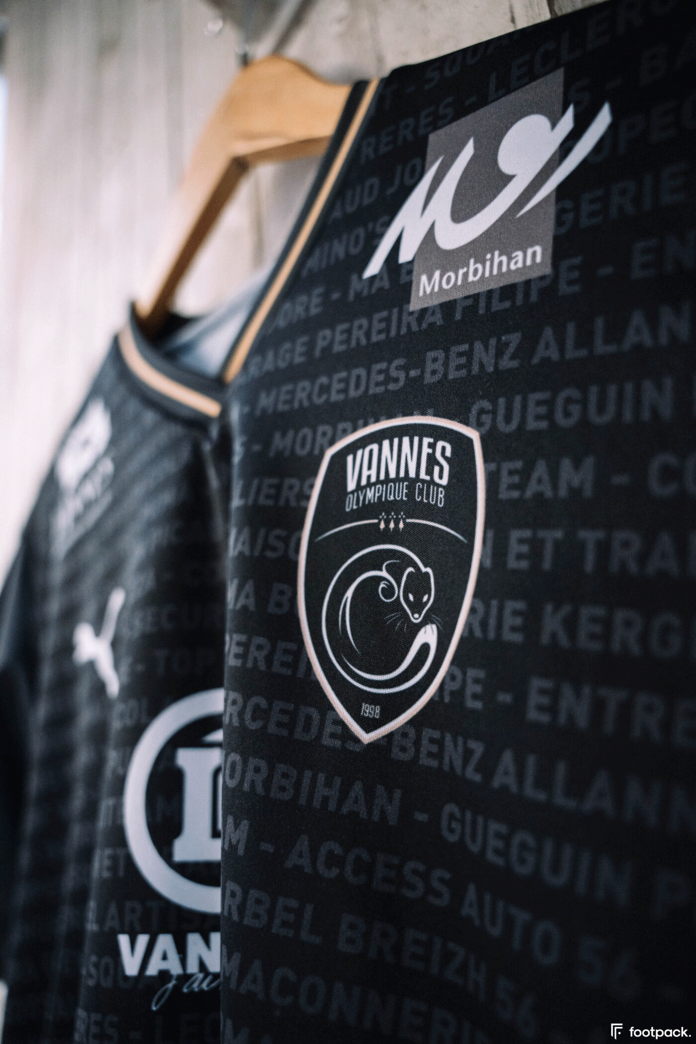 法国联赛争夺激烈,球队斗志高昂! 法国联赛争夺激烈,球队斗志高昂!