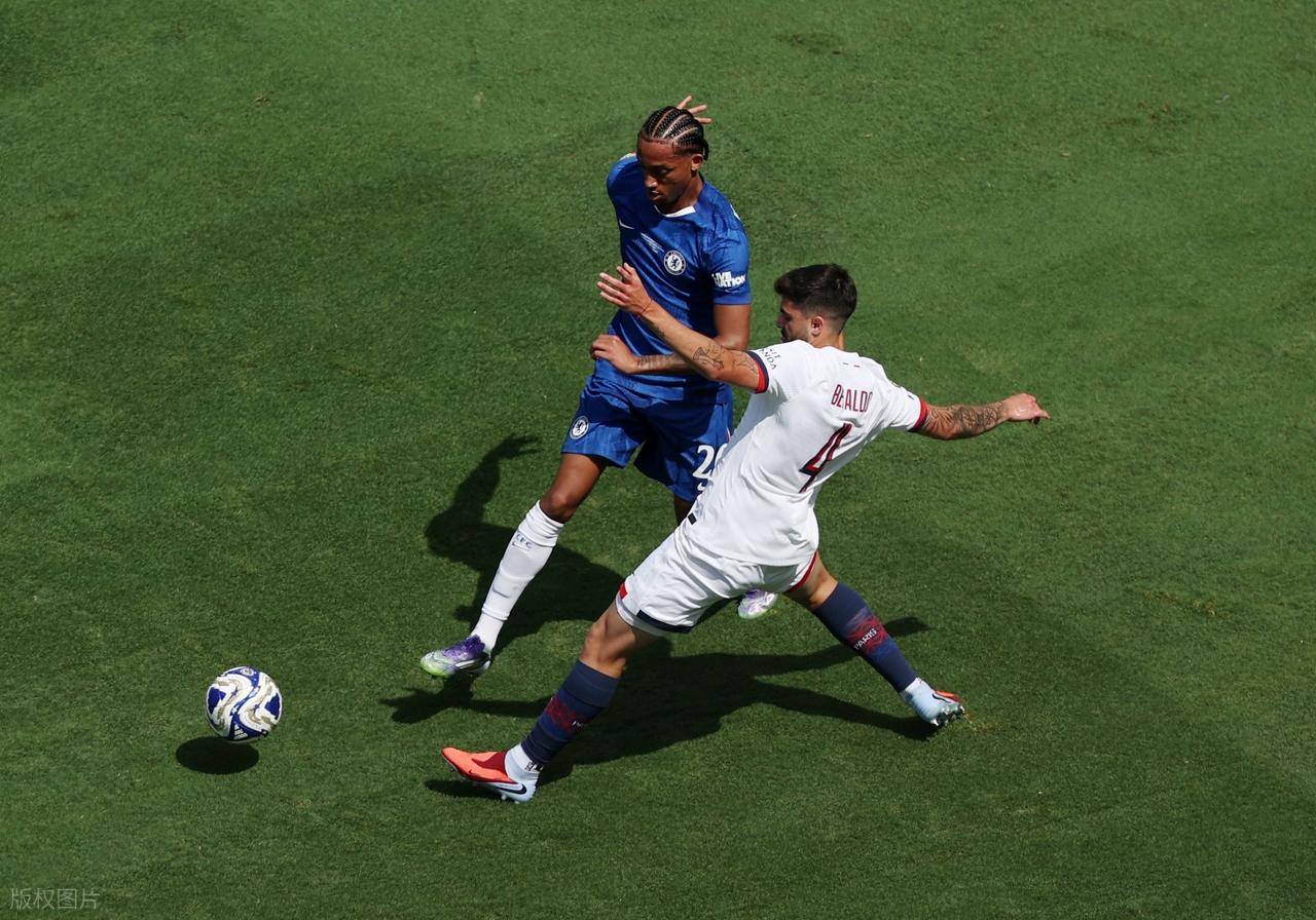 切尔西客场闷平,略显遗憾的表现 切尔西客场闷平,略显遗憾的表现