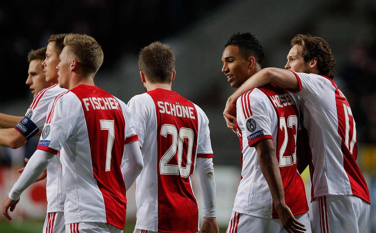 阿贾克斯战胜维特斯,维护荷甲冠军位置 阿贾克斯战胜维特斯,维护荷甲冠军位置