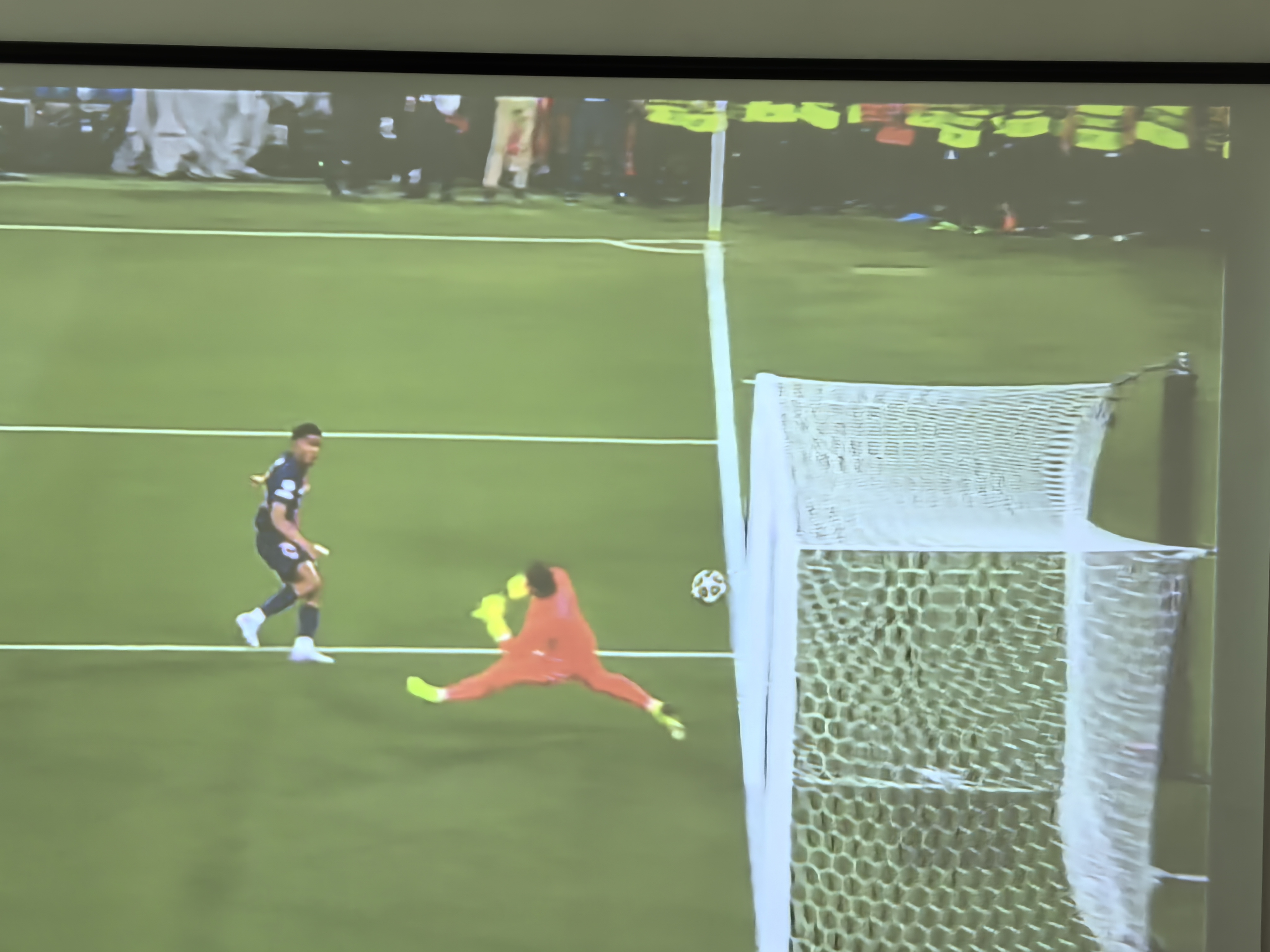 球队新援助力破门,冲击联赛前四 球队新援助力破门,冲击联赛前四