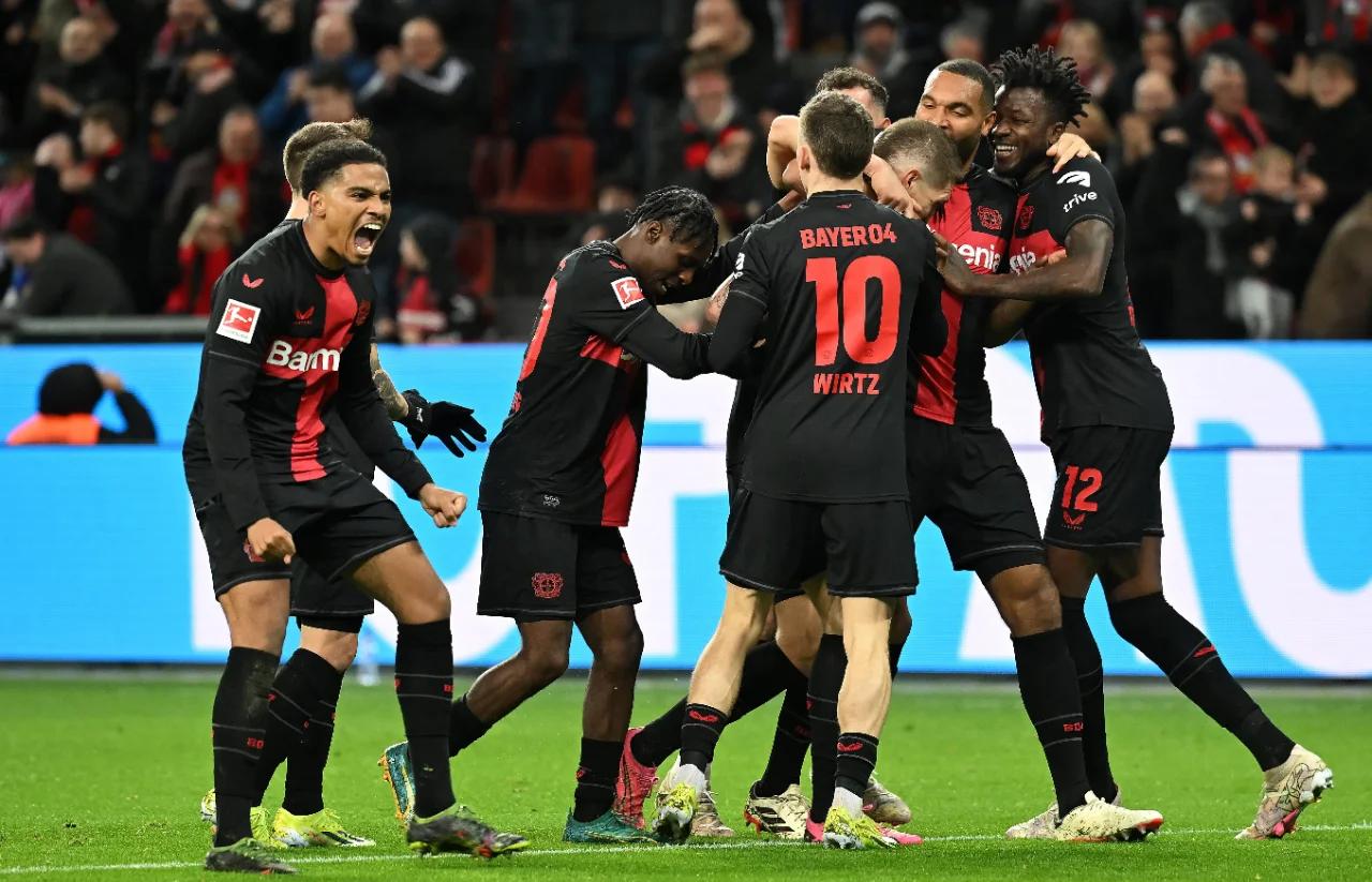 斯图加特主场大捷,汉堡遗憾告负的简单介绍 斯图加特主场大捷,汉堡遗憾告负的简单介绍