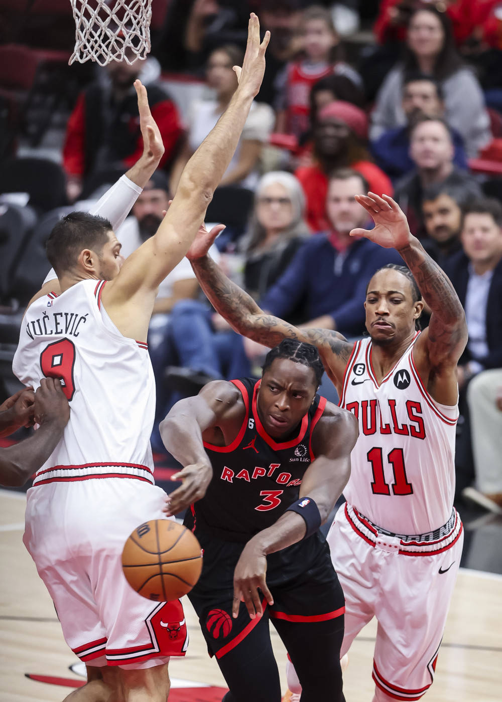 猛龙主场胜公牛,边卫对决沸腾火箭 猛龙主场胜公牛,边卫对决沸腾火箭