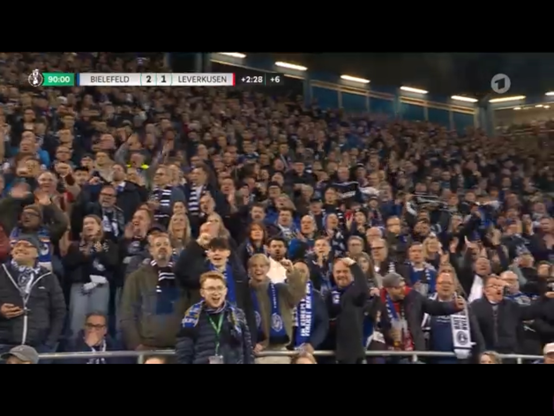 勒沃库森客场不敌强敌,遭遇两连败 勒沃库森客场不敌强敌,遭遇两连败