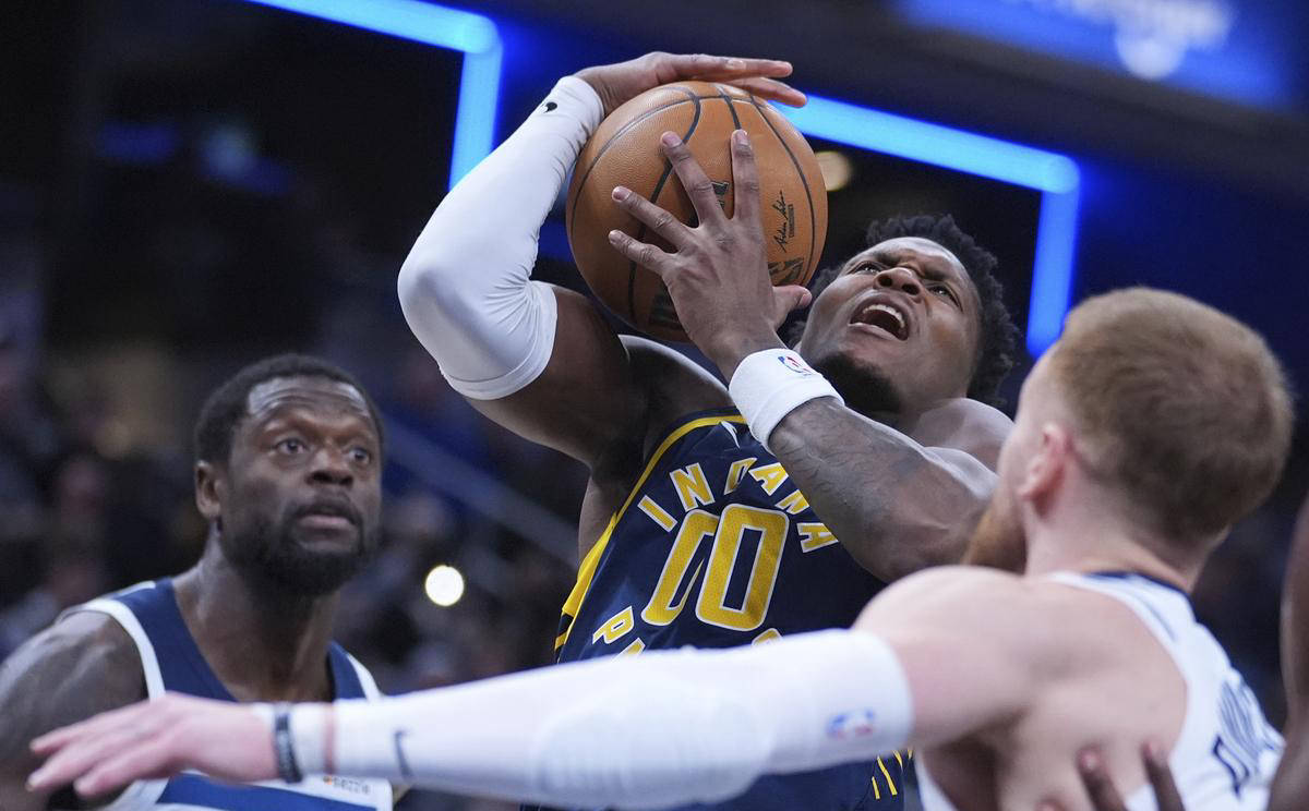 步行者客场逆转爵士，获得胜利的简单介绍