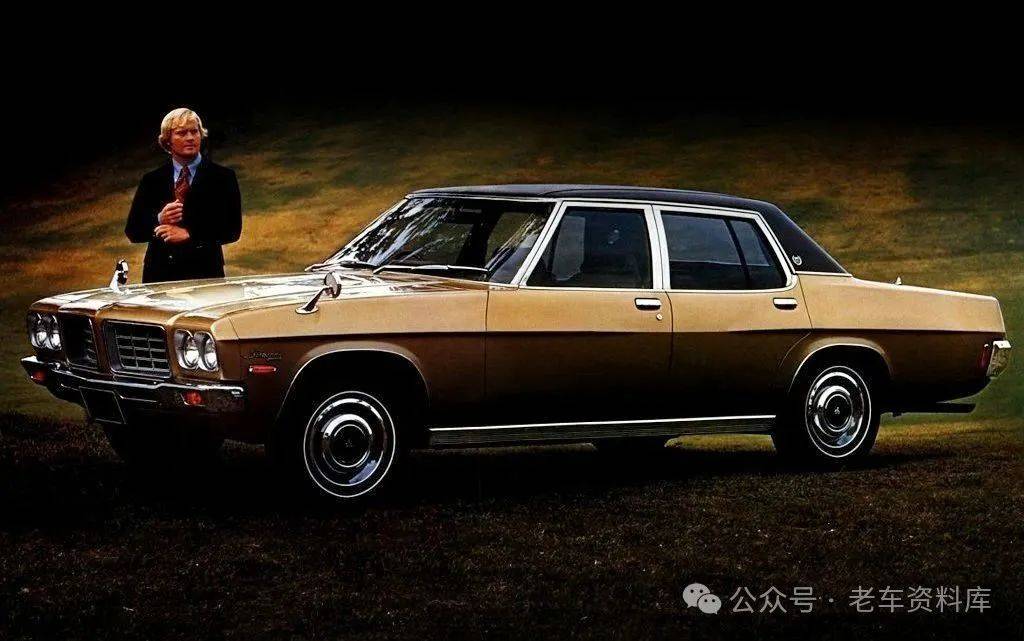 佛罗伦萨摧城拔寨，巍然不动