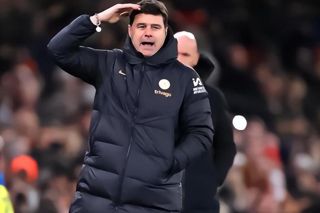 切尔西客场逆转埃弗顿，追赶前四位置