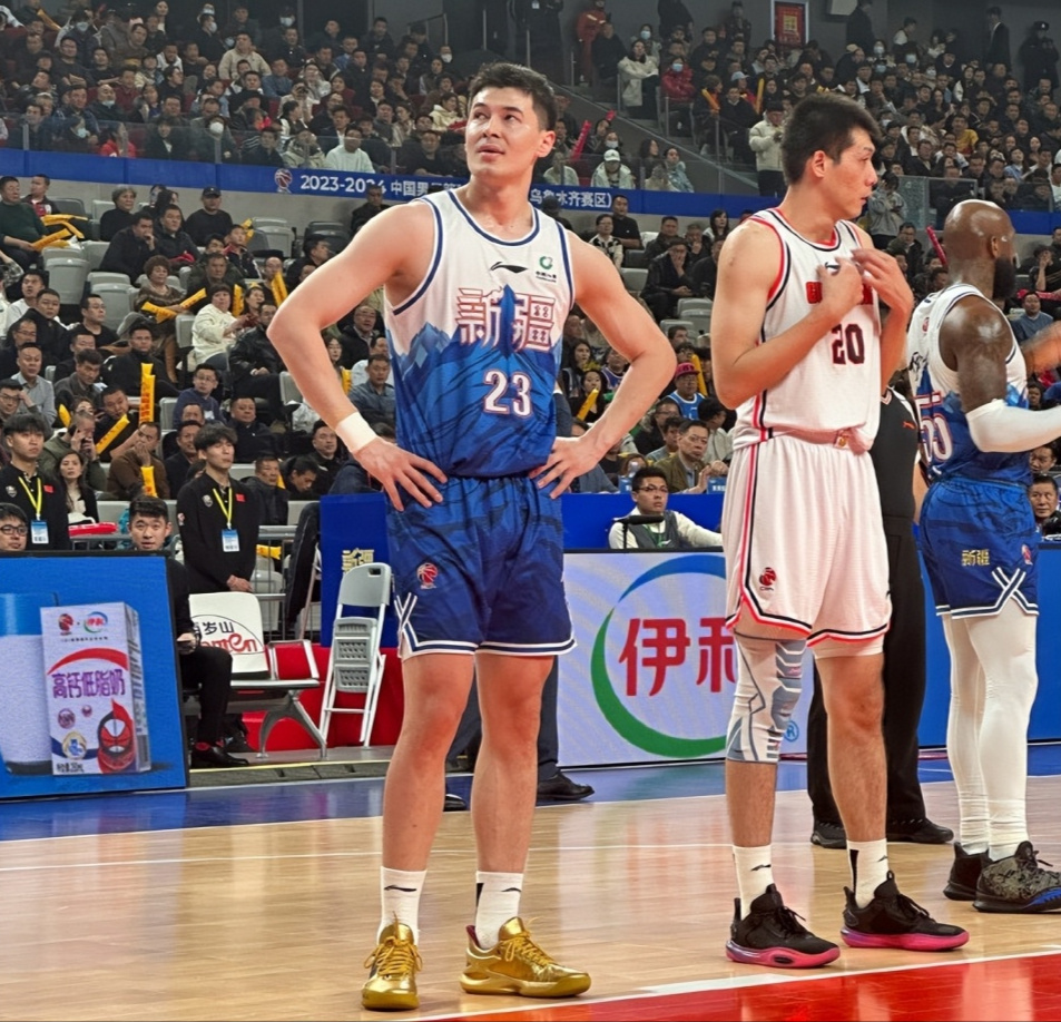 广东男篮再胜新疆豪取七连胜