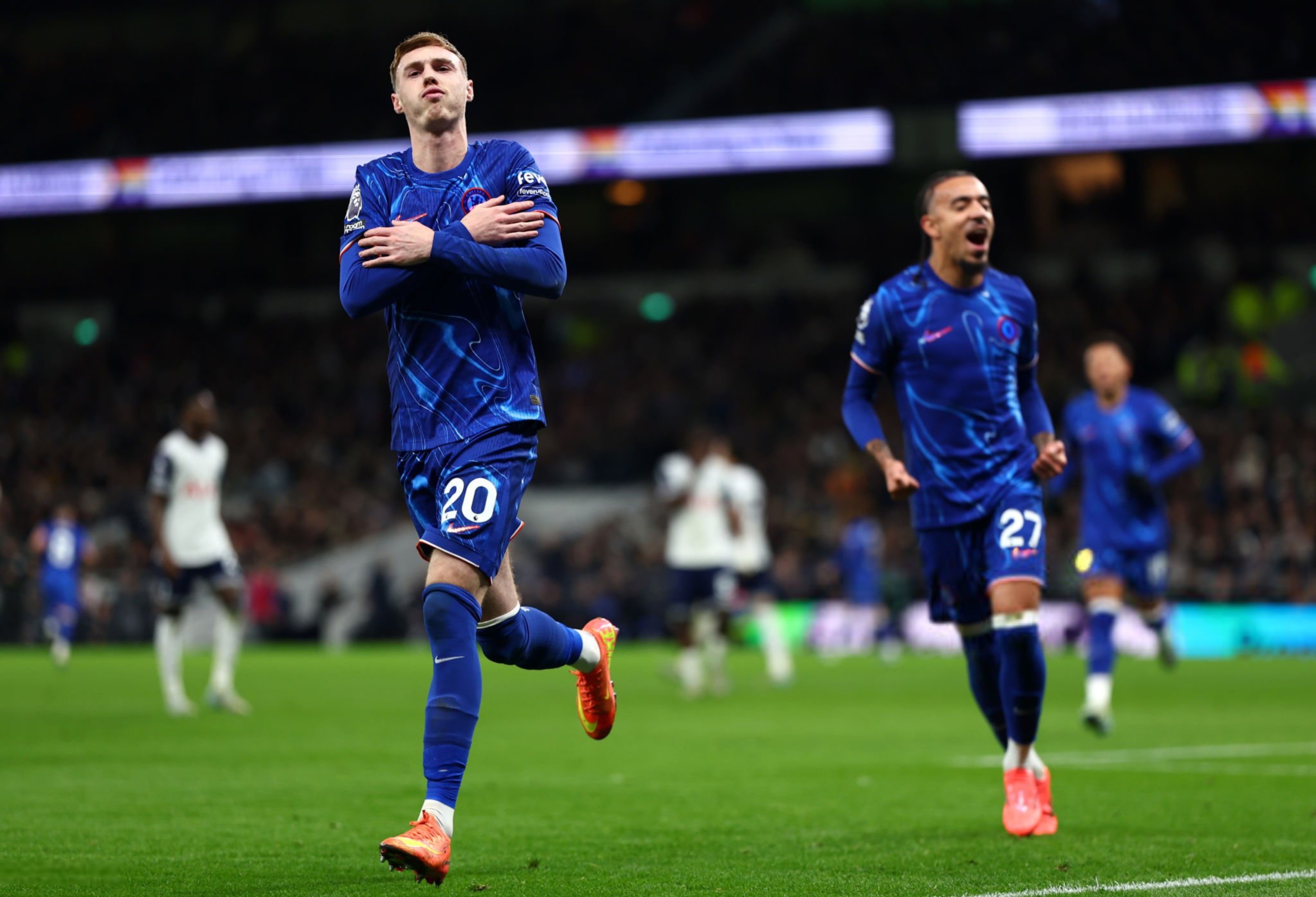 切尔西遭遇主场失利，球迷怀疑主帅策略