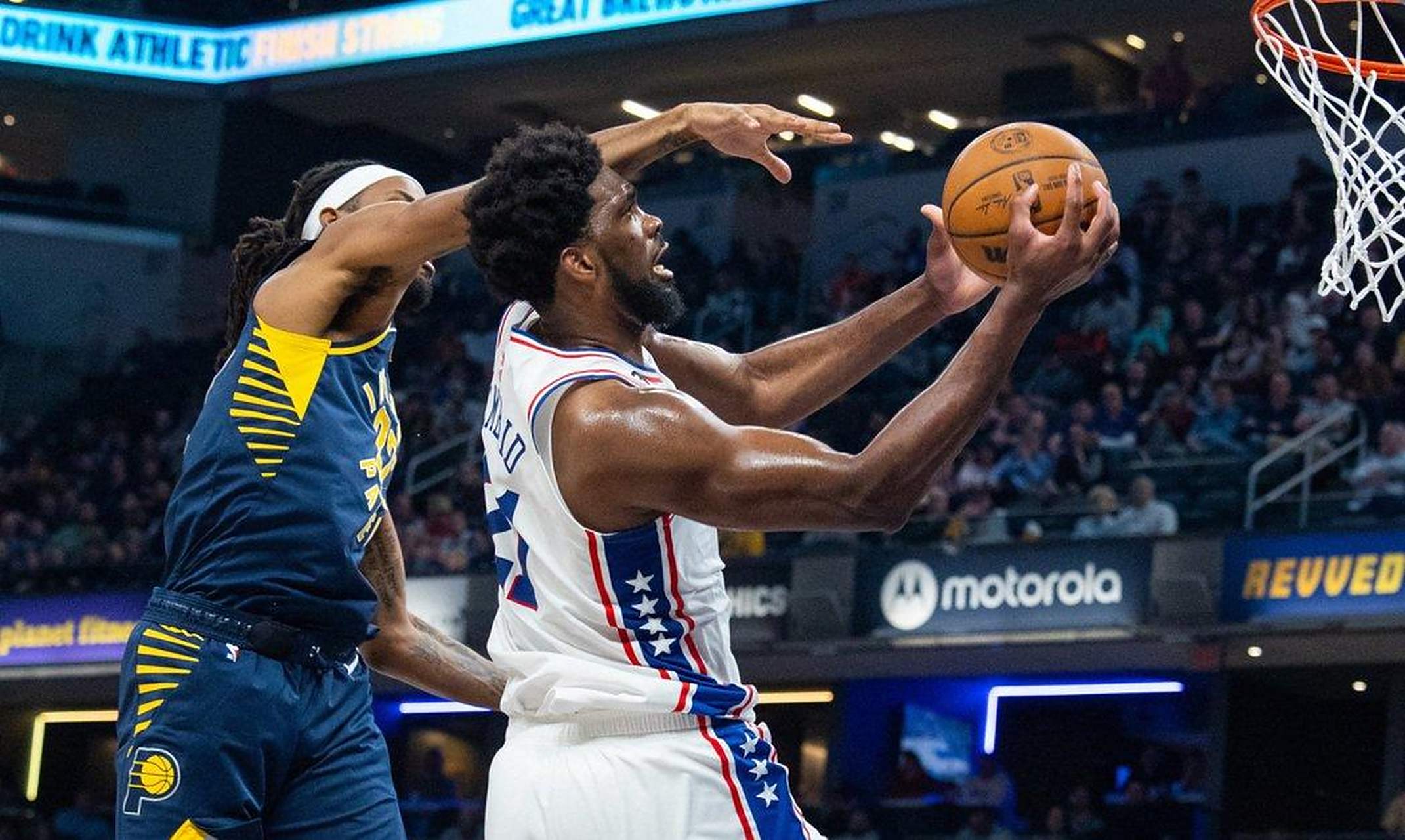 76人客场擒下太阳,恩比德狂砍40分 76人客场擒下太阳,恩比德狂砍40分