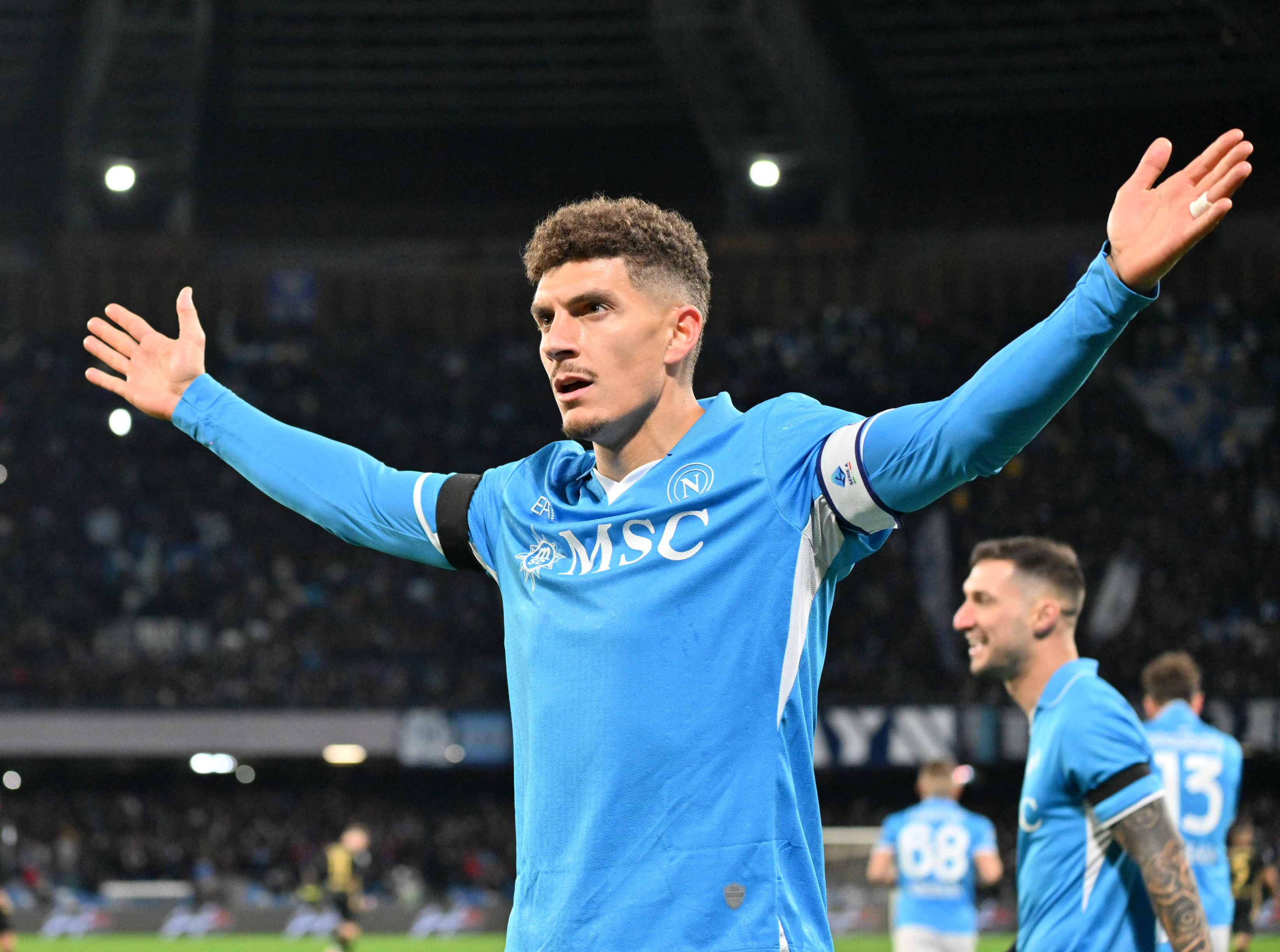 那不勒斯主场迎战维罗纳，坚决捍卫主场的简单介绍