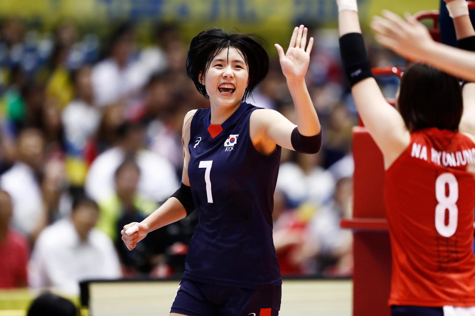 关于日本队完胜法国队，李梓嘉惊艳四座的信息